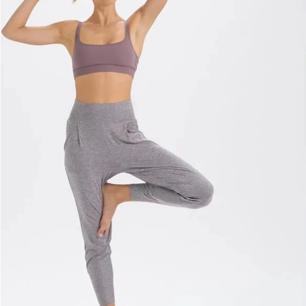 Vouri Gray Jogger Harem Sweatpants - Picture 3 of 7